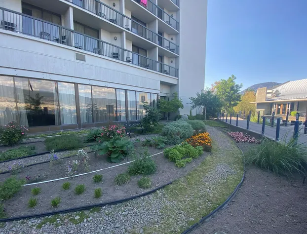 Penticton Lakeside Resort and Conference Centre hotel detail image 3