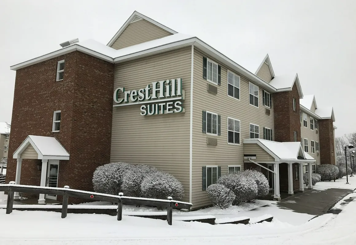 Cresthill Suites SUNY University Albany hotel hero