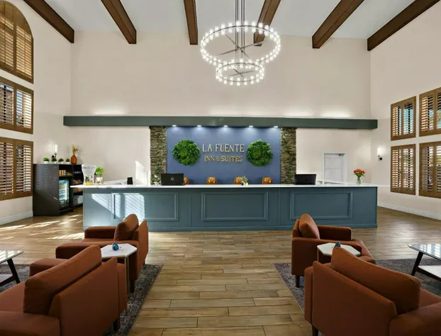 La Fuente Inn & Suites hotel detail image 4
