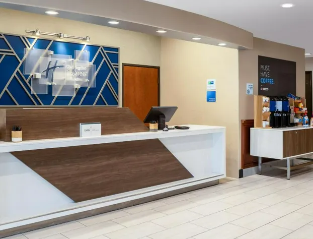 Holiday Inn Express Vancouver North - Salmon Creek by IHG hotel detail image 2