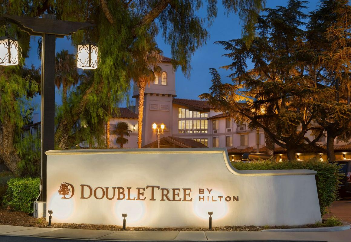 Doubletree by Hilton Campbell - Pruneyard Plaza hotel hero