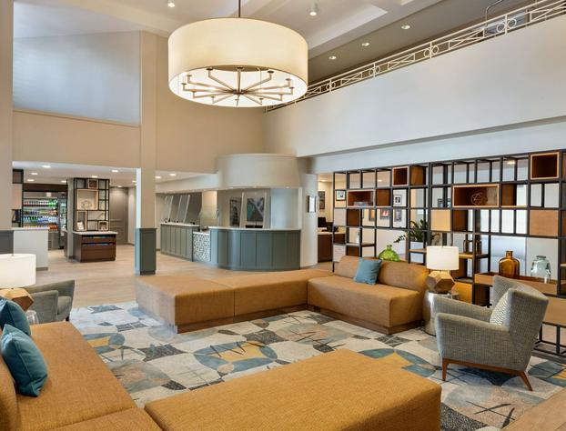 Doubletree by Hilton Campbell - Pruneyard Plaza hotel detail image 2