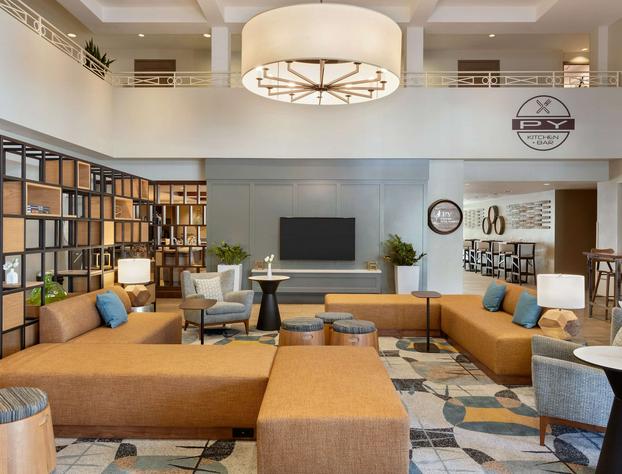 Doubletree by Hilton Campbell - Pruneyard Plaza hotel detail image 3