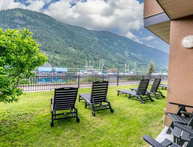 Prestige Lakeside Resort, WorldHotels Elite hotel detail image 1