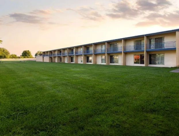 Baymont by Wyndham Bay City hotel detail image 4