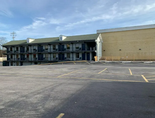 Pigeon Forge Parkway Inn hotel detail image 2