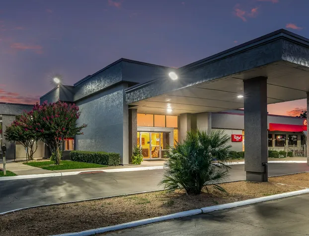 Red Roof Inn Lewisville hotel detail image 4
