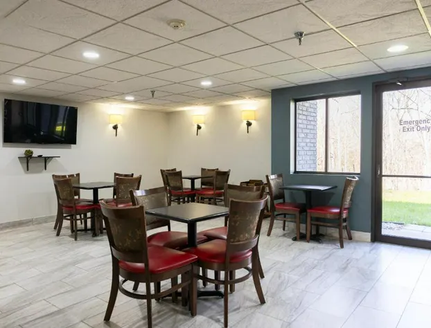 Quality Inn Carrollton hotel detail image 1