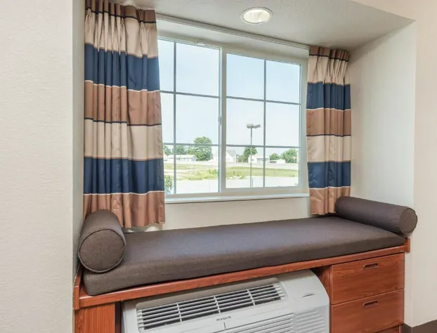 Microtel Inn & Suites by Wyndham Sainte Genevieve hotel detail image 3