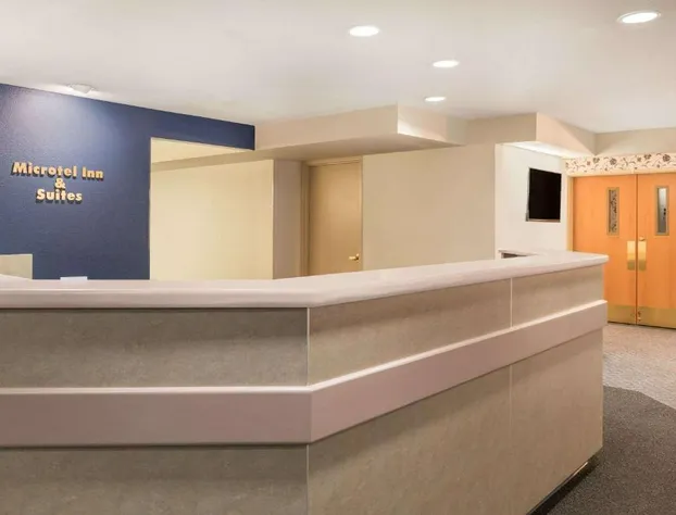 Microtel Inn & Suites by Wyndham Sainte Genevieve hotel detail image 3