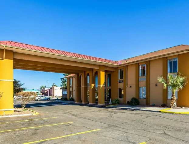 Rodeway Inn & Suites hotel detail image 1