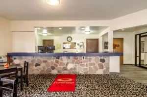 Econo Lodge Waupaca hotel detail image 2
