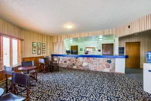 Econo Lodge Waupaca hotel detail image 3