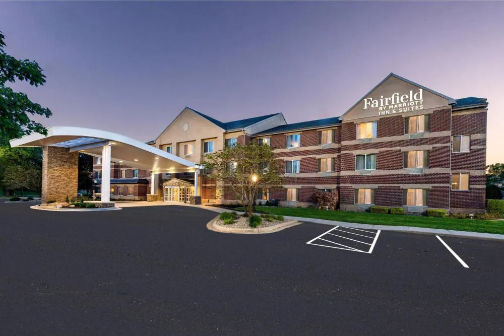 Fairfield Inn by Marriott Battle Creek hotel hero