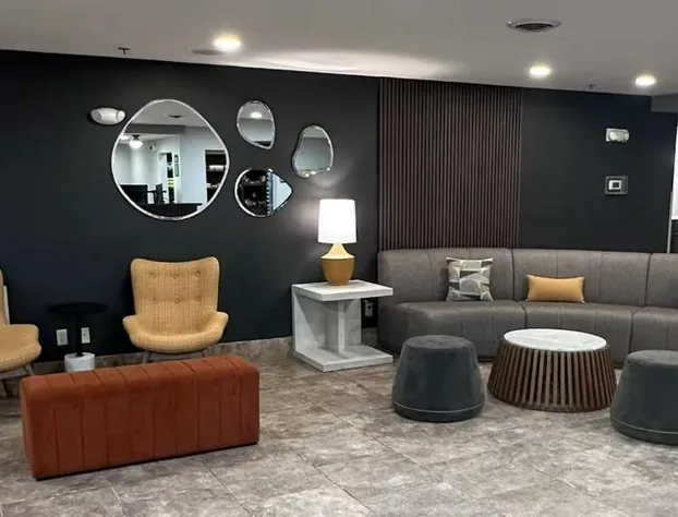 La Quinta Inn & Suites by Wyndham Minot hotel detail image 3