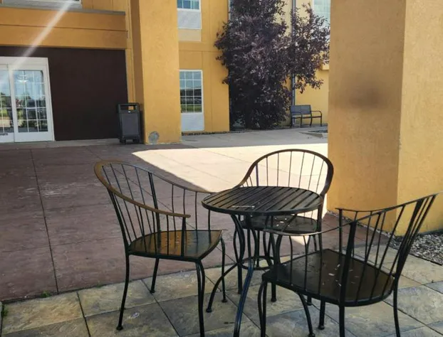 Highland Suites Minot hotel detail image 3