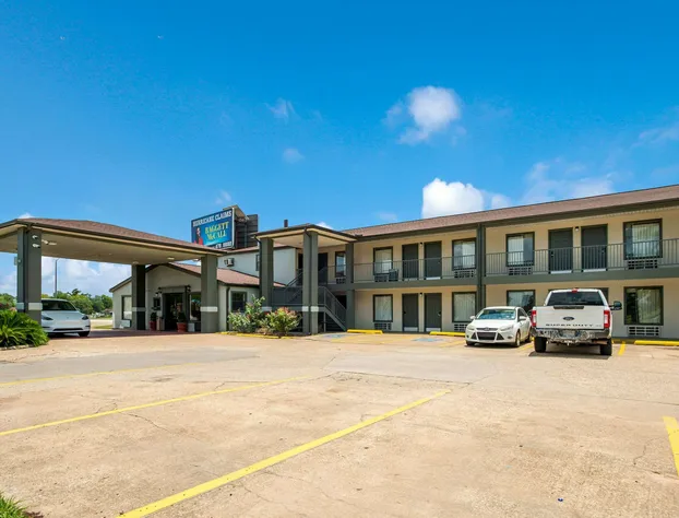 Econo Lodge Lake Charles University Area hotel detail image 2