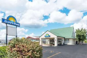 Days Inn by Wyndham Elizabethtown hotel hero