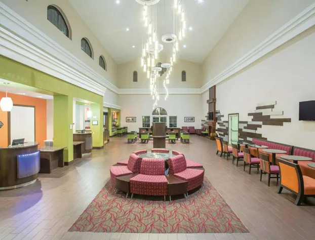 La Quinta Inn & Suites by Wyndham Conference Center Prescott hotel detail image 4