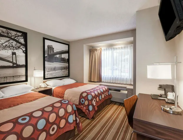 Super 8 by Wyndham Schenectady/Albany Area hotel detail image 3