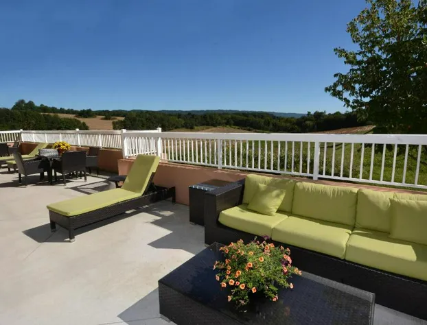 Fairfield Inn & Suites by Marriott hotel detail image 2