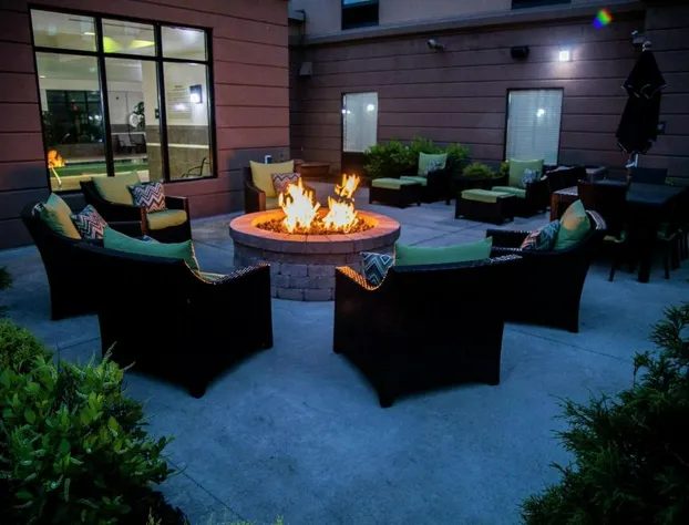 Hampton Inn & Suites Sharon hotel detail image 3