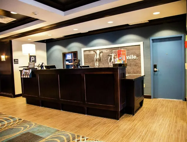 Hampton Inn & Suites Sharon hotel detail image 1