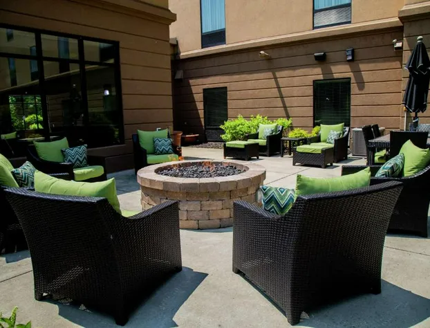 Hampton Inn & Suites Sharon hotel detail image 3