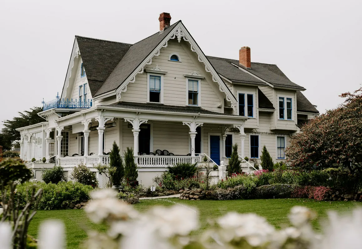 MacCallum House Inn hotel hero