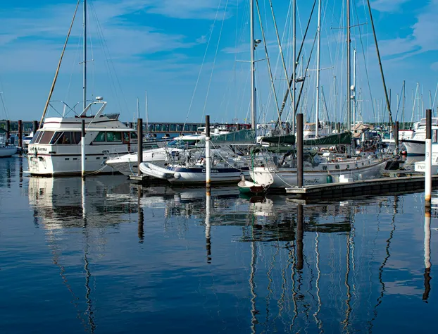 DoubleTree by Hilton New Bern Riverfront hotel detail image 1