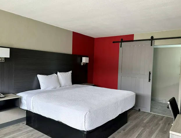 Ramada by Wyndham Cocoa hotel detail image 4