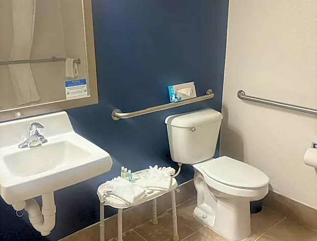 Spark by Hilton Lakewood Denver Southwest hotel detail image 4