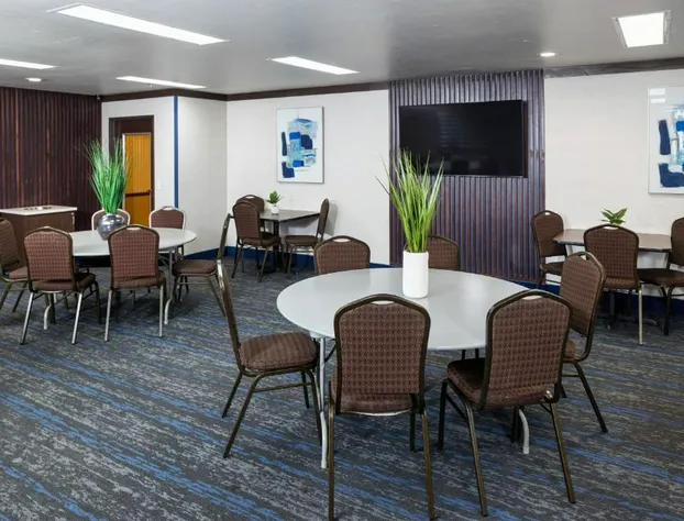 Hotel J Green Bay hotel detail image 2