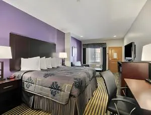 Super 8 by Wyndham Carthage TX hotel detail image 2