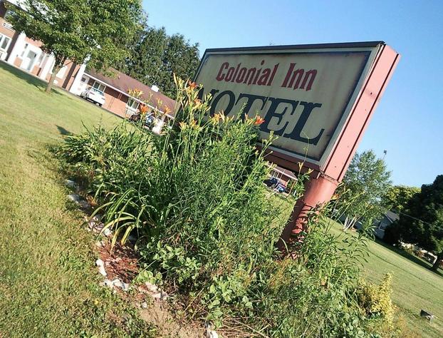 Colonial Inn Motel hotel detail image 2