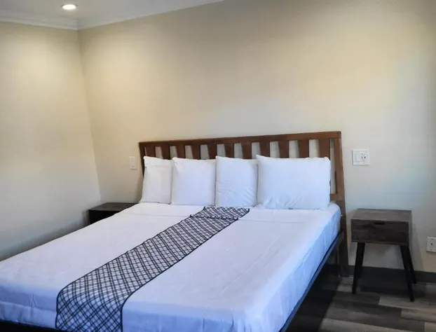 Budget Inn hotel detail image 4