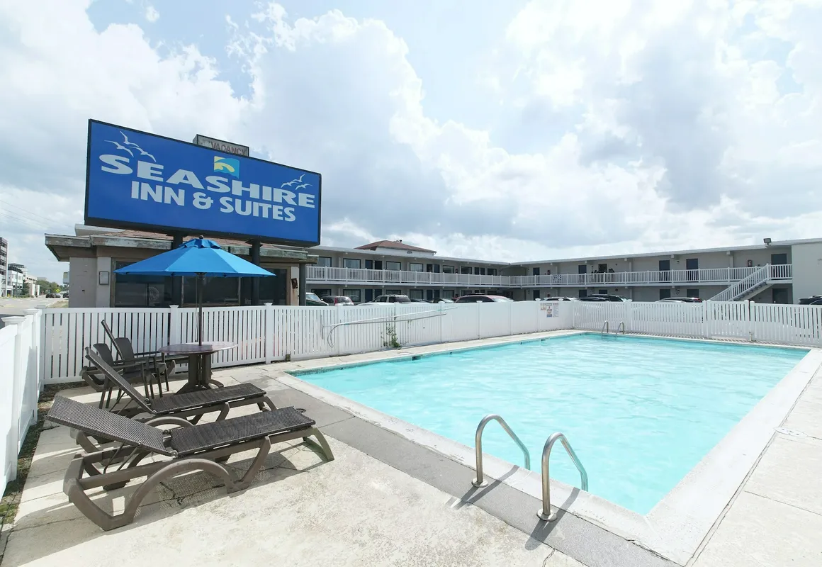 Seashire Inn & Suites hotel hero