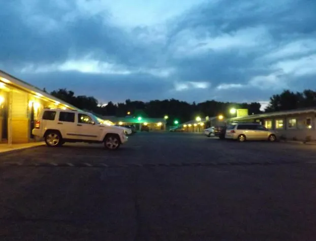 Travelodge by Wyndham Farmington hotel detail image 2