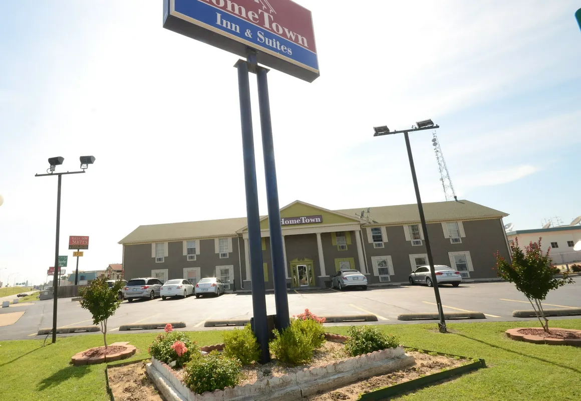Hometown Inn & Suites hotel hero