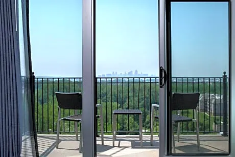 Courtyard Kansas City at Briarcliff hotel detail image 4