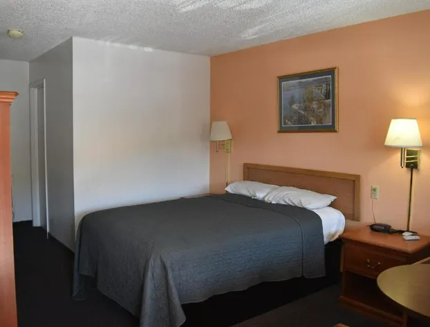 Arlington inn hotel detail image 1