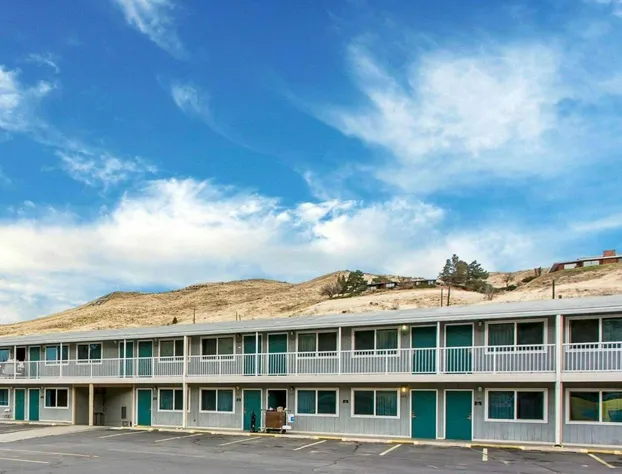 Rodeway Inn & Suites Arlington OR hotel detail image 1