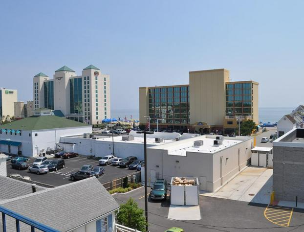 Blue Marlin Inn & Suites hotel detail image 4