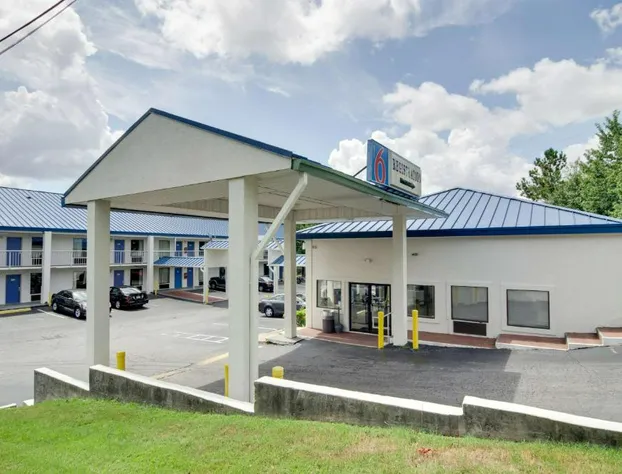 Motel 6-Atlanta, GA hotel detail image 3