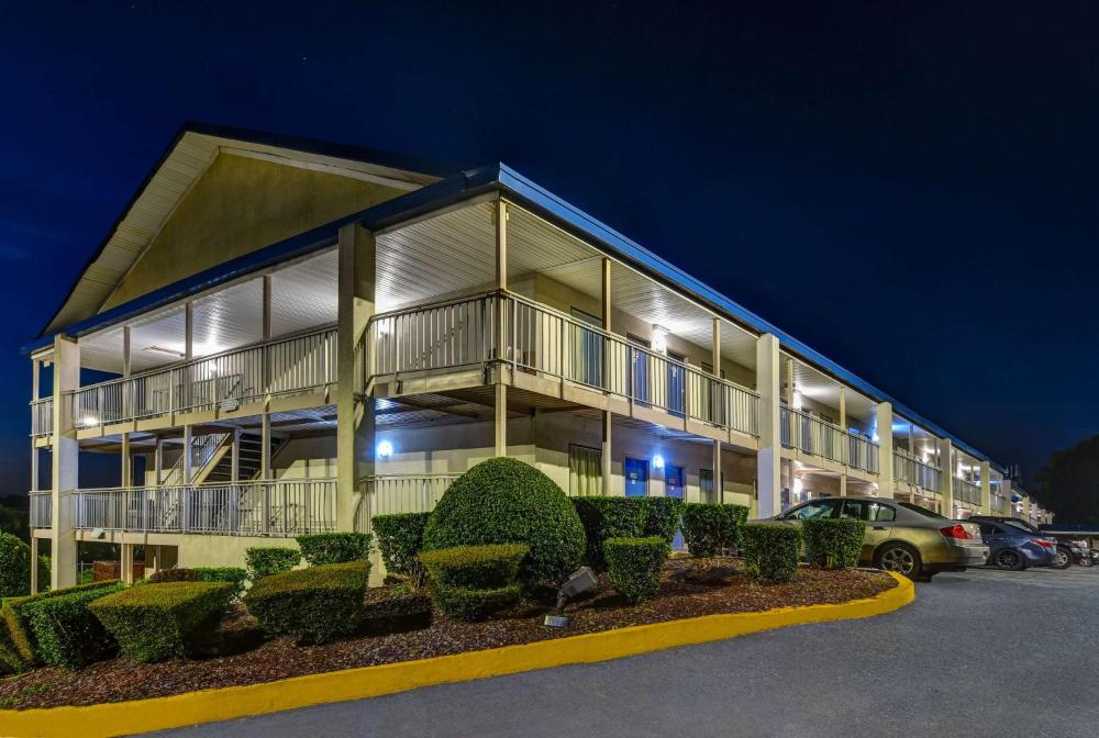 Motel 6-Atlanta, GA hotel hero