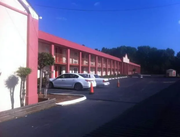 Budget Inn hotel detail image 1