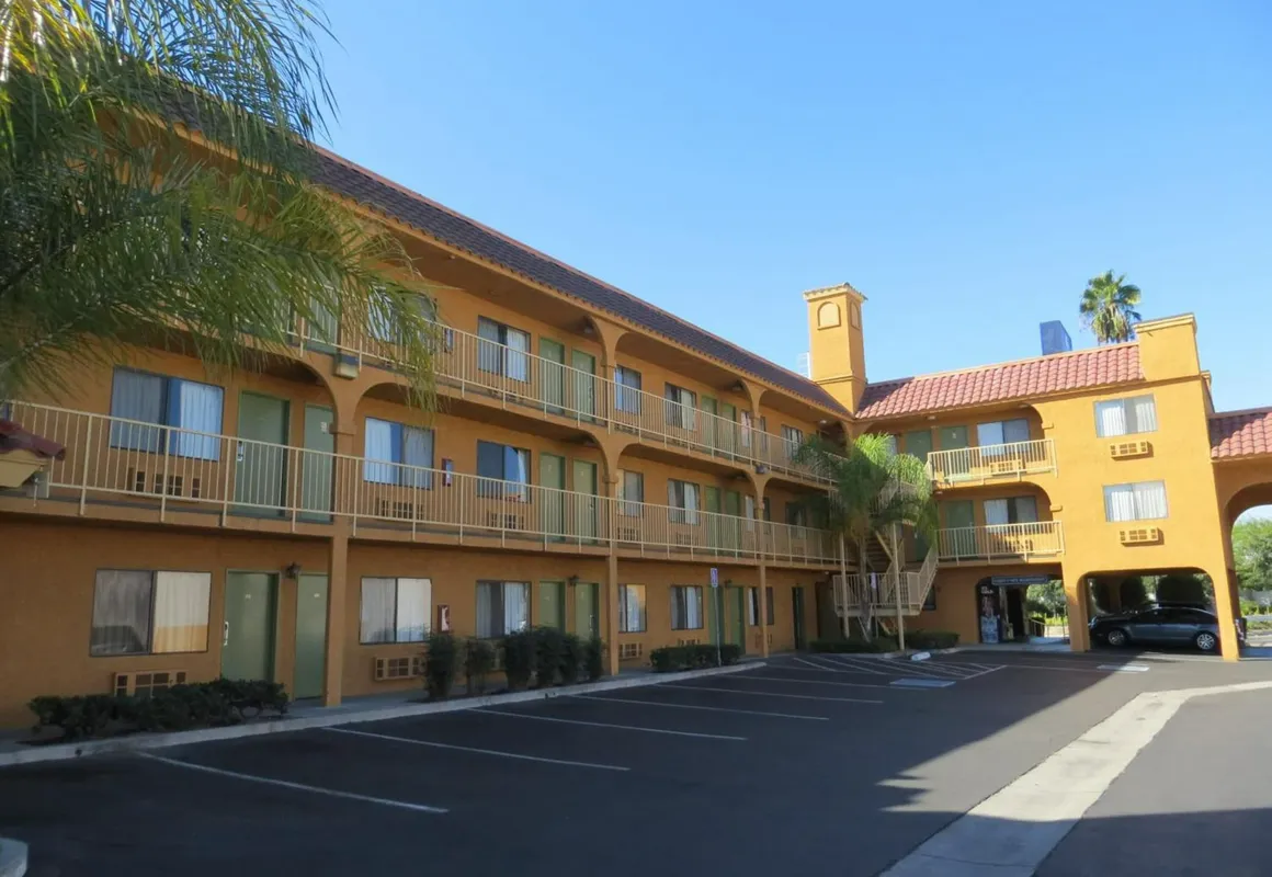 Buena Vista Inn hotel hero