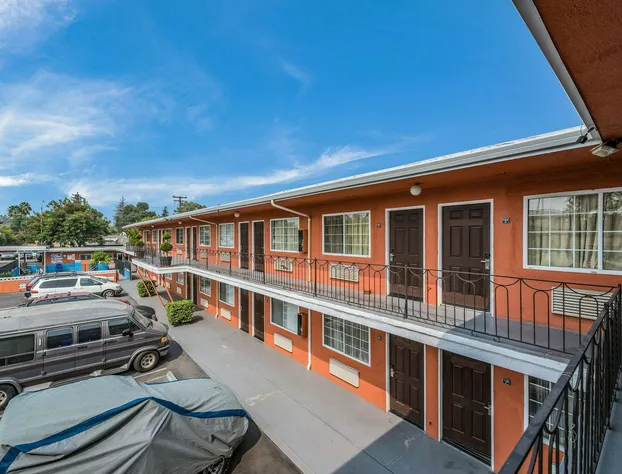 Rodeway Inn Modesto near Downtown hotel detail image 2