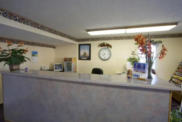 Americas Best Value Inn Litchfield hotel detail image 2