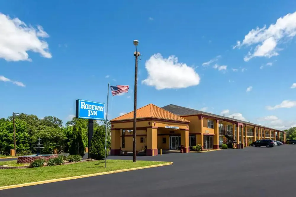 Rodeway Inn Denmark - Jackson hotel hero